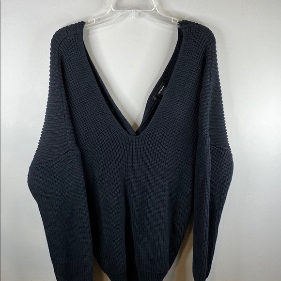 Women's V-Neck Sweater - Black - Picture 3 of 8